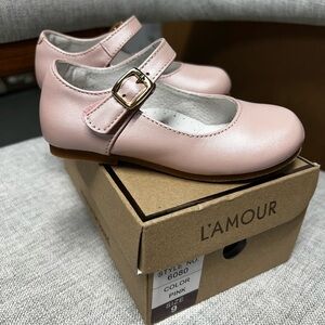 L'Amour Pink Dress Shoes with Metallic Finish